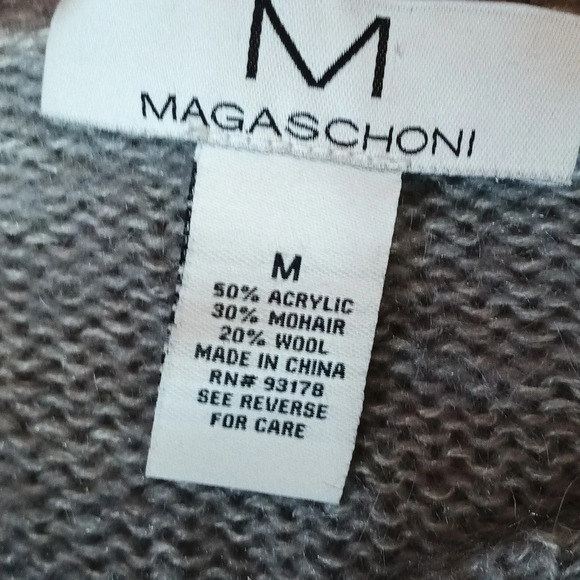 Magashoni wool mohair color cabin cozy block gray black split hem medium - Picture 3 of 4